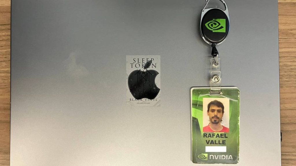 Pesquisador brasileiro cria tecnologia de voz por IA e é contratado pela Meta para projeto de superinteligência