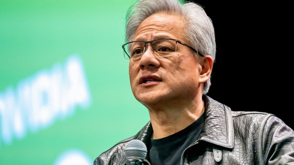 CEO da Nvidia destaca impacto da IA em todos os setores e confirma retorno do chip H20 ao mercado chinês