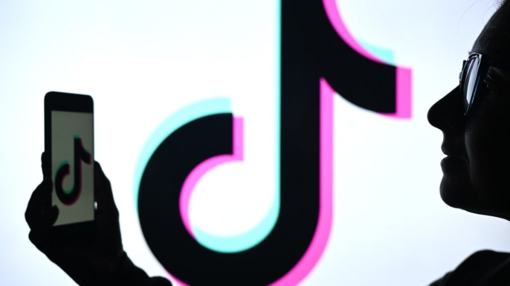 TikTok lança novos recursos para compositores destacarem suas músicas