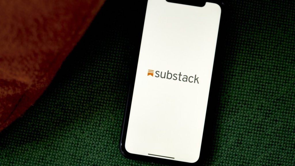 Substack capta US$ 100 milhões e eleva avaliação para US$ 1,1 bilhão