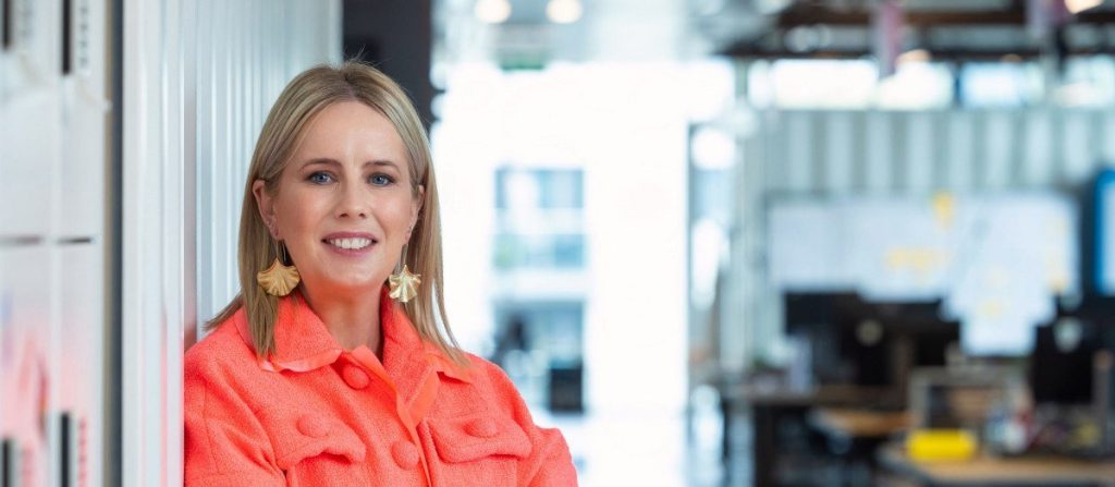 Setor tecnológico irlandês acelera contratações com foco em cloud e cibersegurança